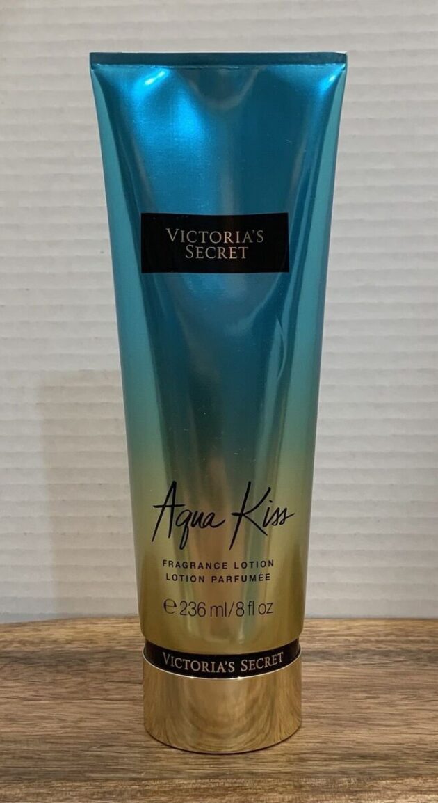 Victoria's Secret Aqua Kiss Lotion - 236ml
